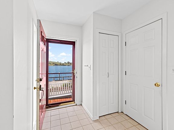 4th image of 1 Marina Dr Unit 1