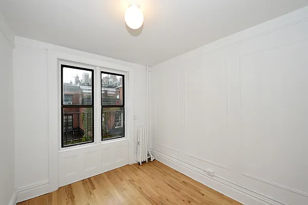 Rented by Aether Property Group | media 7