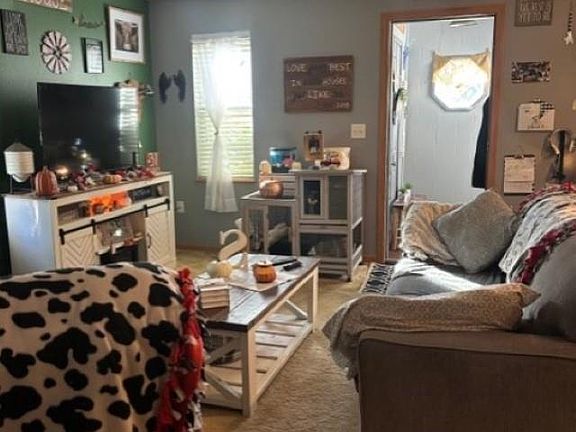 5th image of 300 KUHLMANN AVENUE