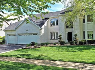 4352 Dairymans Cir, Naperville, IL 60564