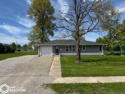 421 E Main St, Seymour, IA, 52590