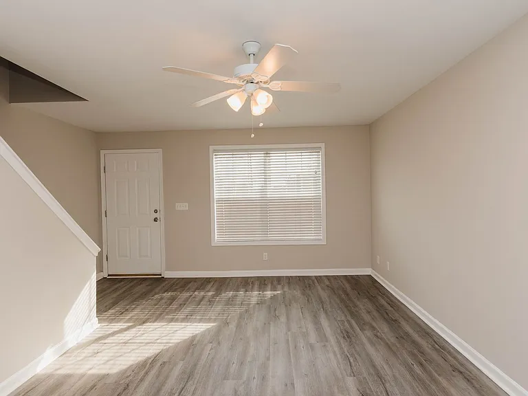 410-437 White Ingram Pkwy #410-437 — Photo 4