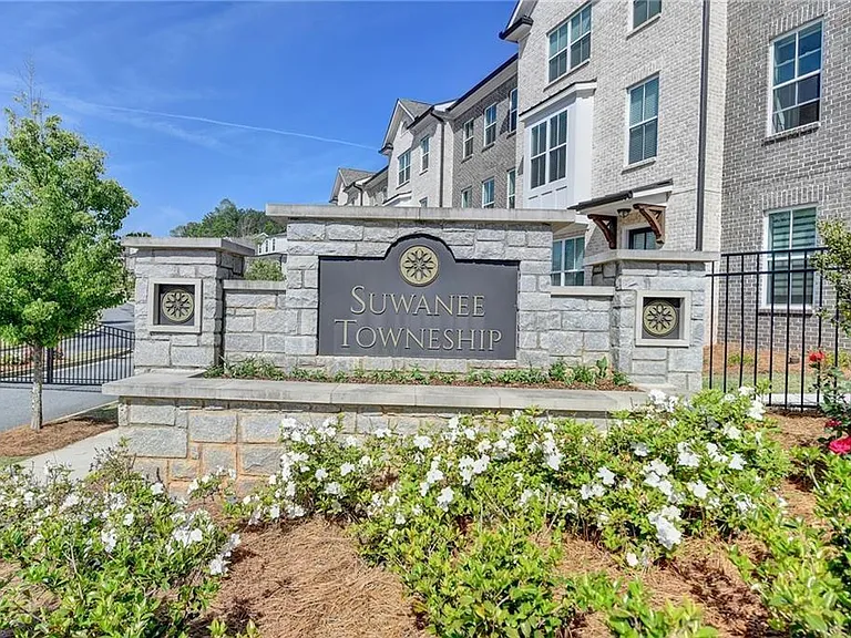 235 Sims Park Pl — Photo 27