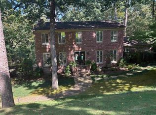 3211 Foxcroft Rd, Little Rock, AR 72227