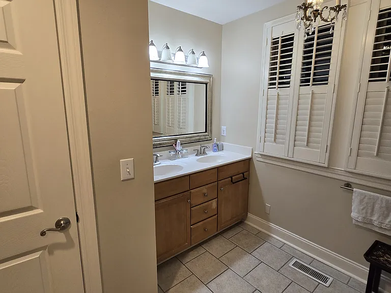 4120 Oriole Pl — Photo 45