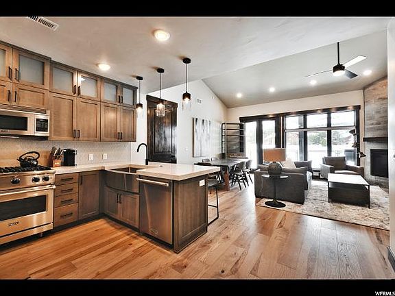 2nd image of 3751 Blackstone Dr #3G