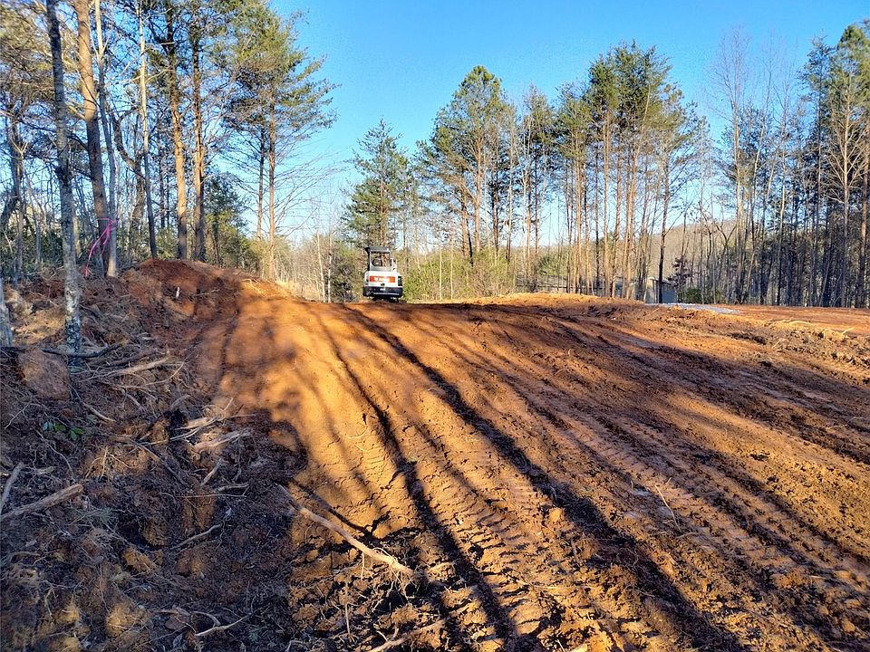 2nd image of 100 Racoon Ridge Rd #13
