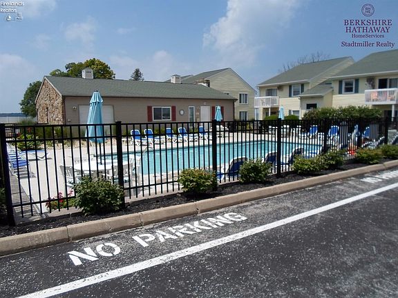 5th image of 460 N Lake Pine Dr APT 1