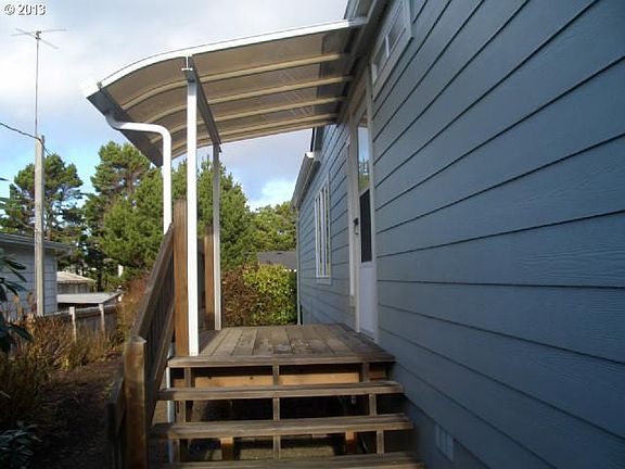 2nd image of 235 Lorraine St
