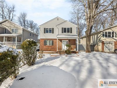 1837 Holly Rd, North Brunswick, NJ, 08902