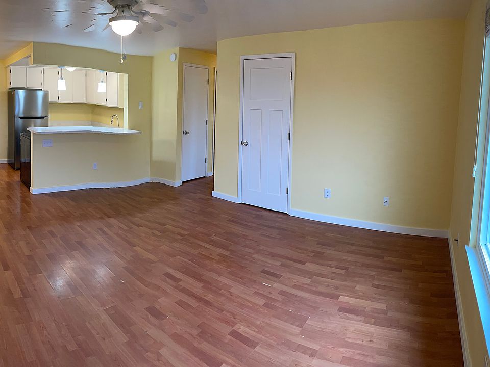 1st image of 1301 Iowa St #19A