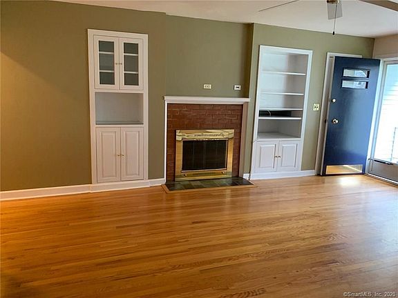 3rd image of 44 Dartley St