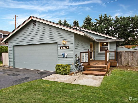 4th image of 4716 73rd Avenue Ct W