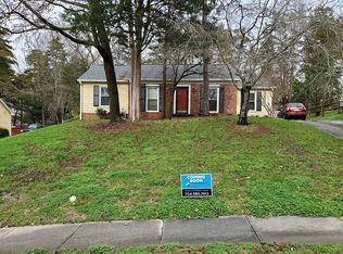 9013 Landsburg Ln, Charlotte, NC 28210