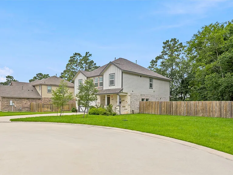 1202 Vilamoura Ct — Photo 3