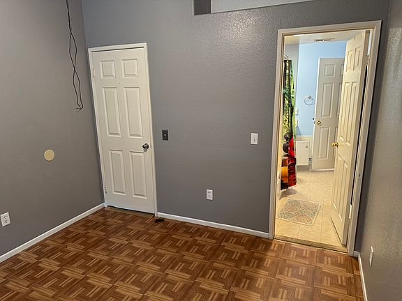 From closet side looking into bathroom.