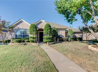 3925 Luke Ln, Carrollton, TX 75007