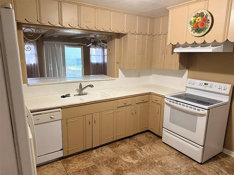 1506 Smith St #A — Photo 7