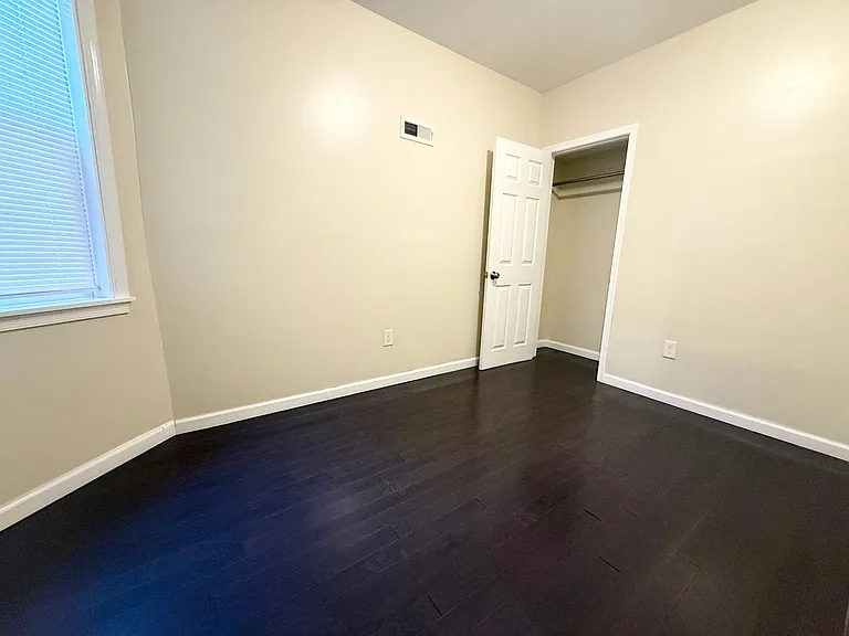 7275 Saybrook Ave — Photo 19