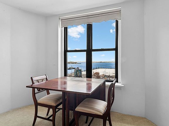 3rd image of 2 Grace Ct APT 3X