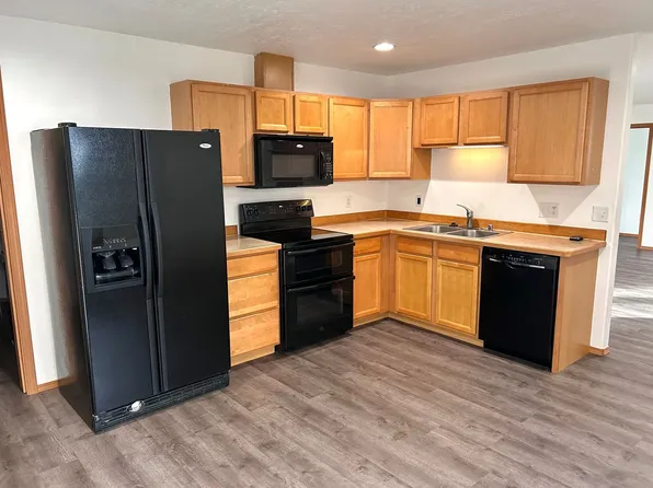 2270 Pony Run, North Pole, AK 99705