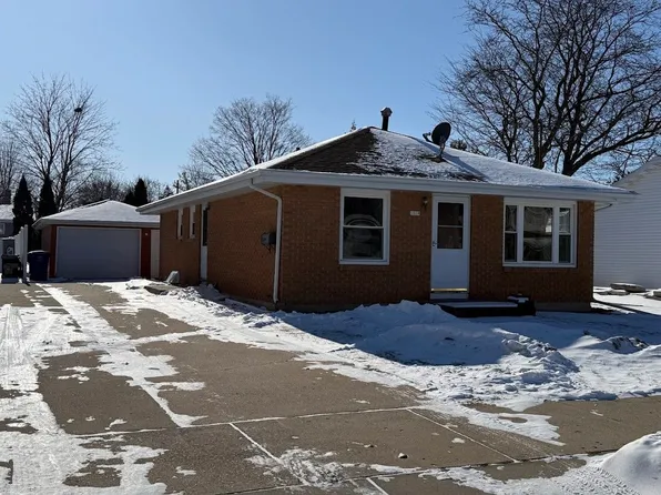 1519 Adams Ave, Oshkosh, WI 54902