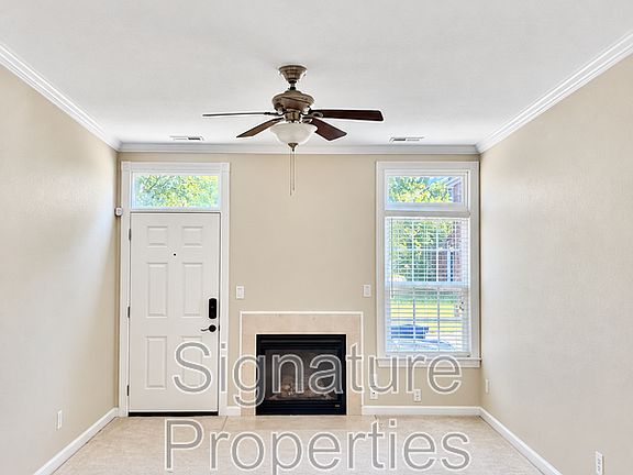 2nd image of 1010 Skiffs Landing Ln