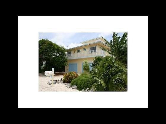 1st image of 628 Caribbean Dr E