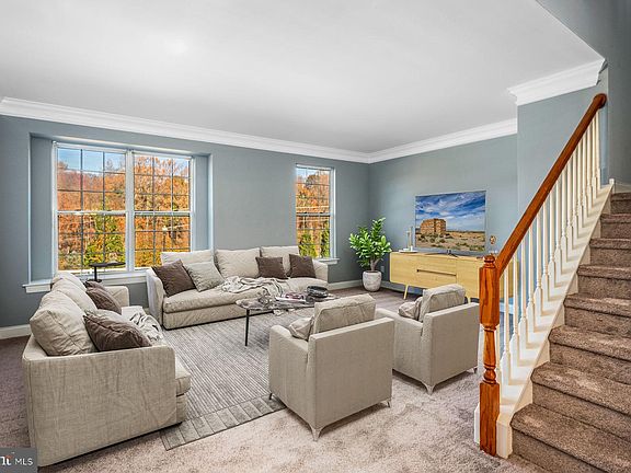 4th image of 36 Lukens Mill Dr