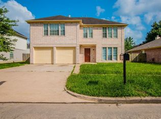 718 N Vista Dr, Houston, TX 77073