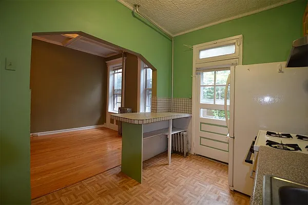 Rented by Corcoran | media 25