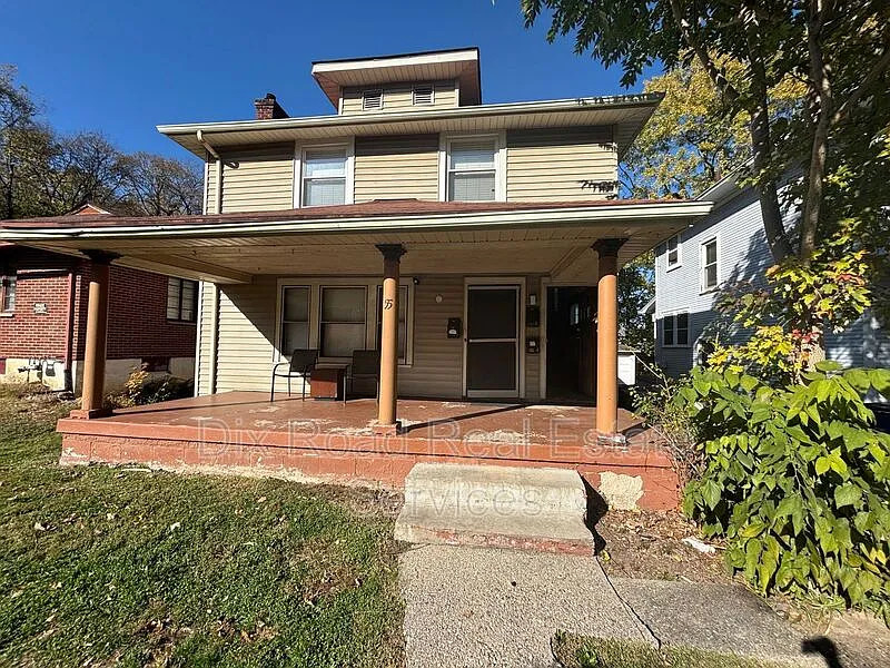 55 Forest Glen Ave photo 1
