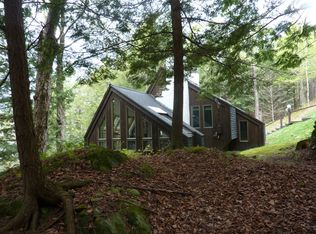 252 Forest Ln, Rochester, VT 05767