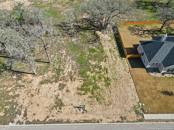 4th image of 173 W MAGNOLIA CIRCLE