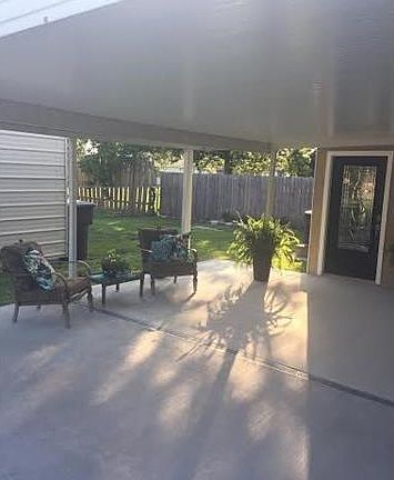 2060751_2
