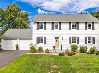 285 Hang Dog Ln, Wethersfield, CT 06109