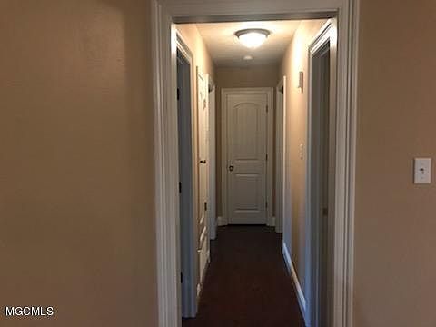 4th image of 2401 Avenido Del Pinar St