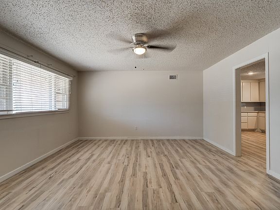 5th image of 4212 40th St