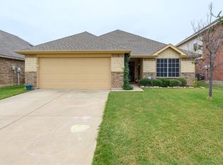 9233 Tierra Verde Dr, Fort Worth, TX 76177