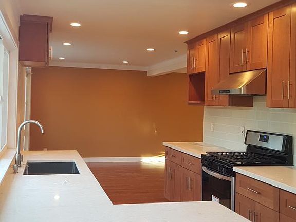3rd image of 1452 Sierraville Ave