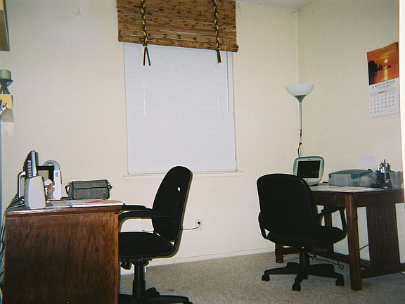STUDY ROOM