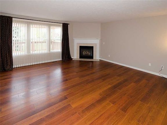 4th image of 14012 Whittier Dr