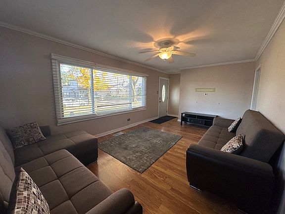 3rd image of 3448 Lombard St