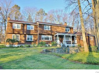 61 Country Ln, Milford, CT 06461