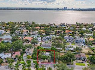 504 W Davis Blvd, Tampa, FL 33606