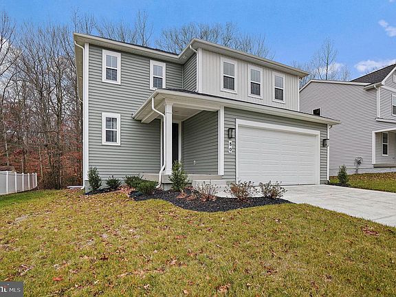 3rd image of 80 Catalpa Dr