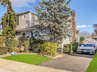 3113 Oceanside Rd, Oceanside, NY 11572