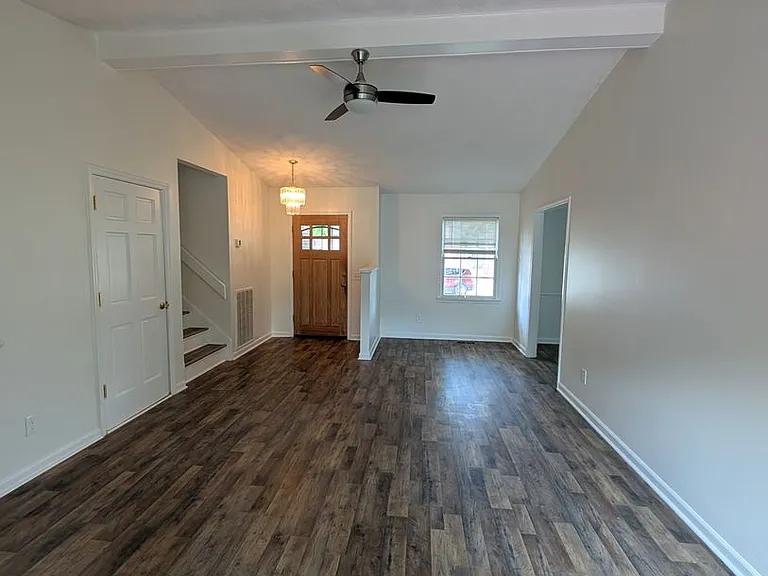 1060 Sandy Springs Rd NW — Photo 15