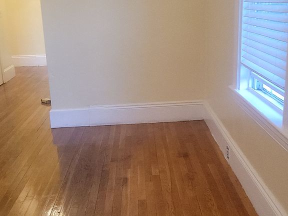 5th image of 158 Allen Ave
