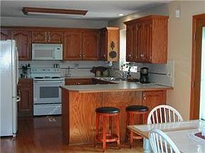 1st image of 4609 NE Kingston Dr